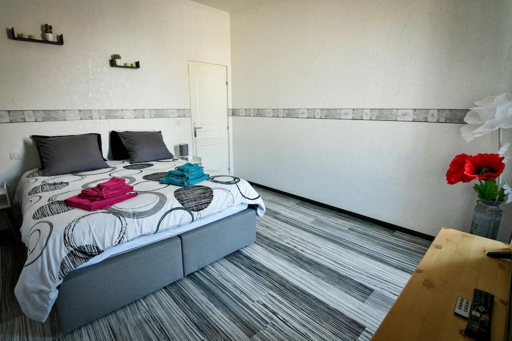 Grand Appartement De Haut Standing En Centre-Ville Montluçon Eksteriør bilde