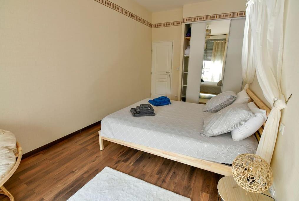 Grand Appartement De Haut Standing En Centre-Ville Montluçon Eksteriør bilde