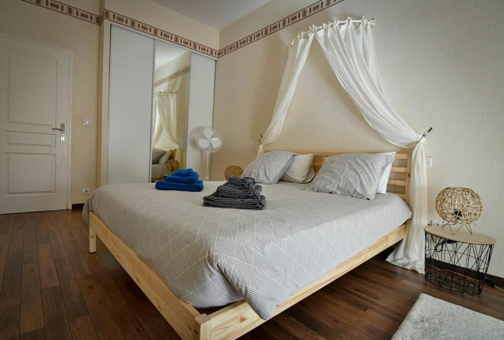 Grand Appartement De Haut Standing En Centre-Ville Montluçon Eksteriør bilde
